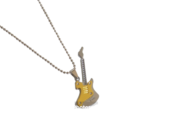 Guiter Shape Pendent